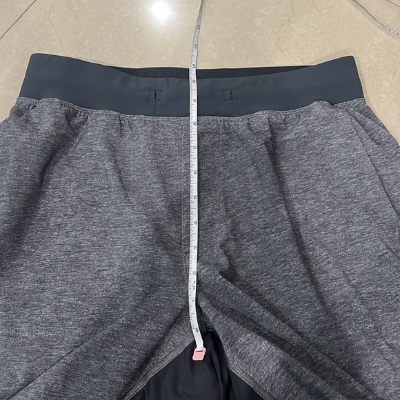 Lululemon T.H.E. Short *Linerless 9" Heathered Texture Printed Greyt Deep Coal - Picture 14 of 14